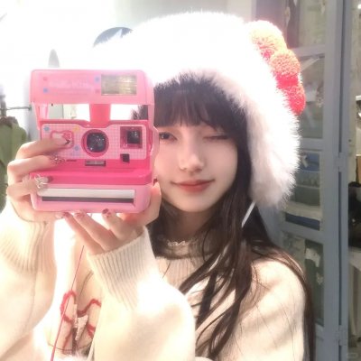 伴游女王